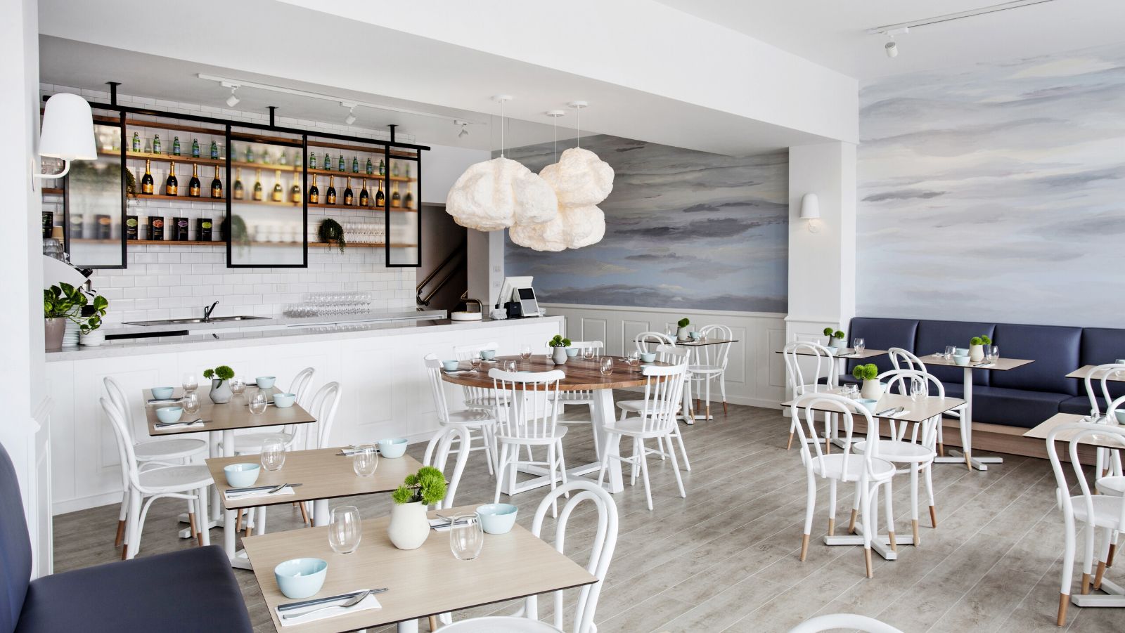 Benjamin’s Kitchen, dining room and bar