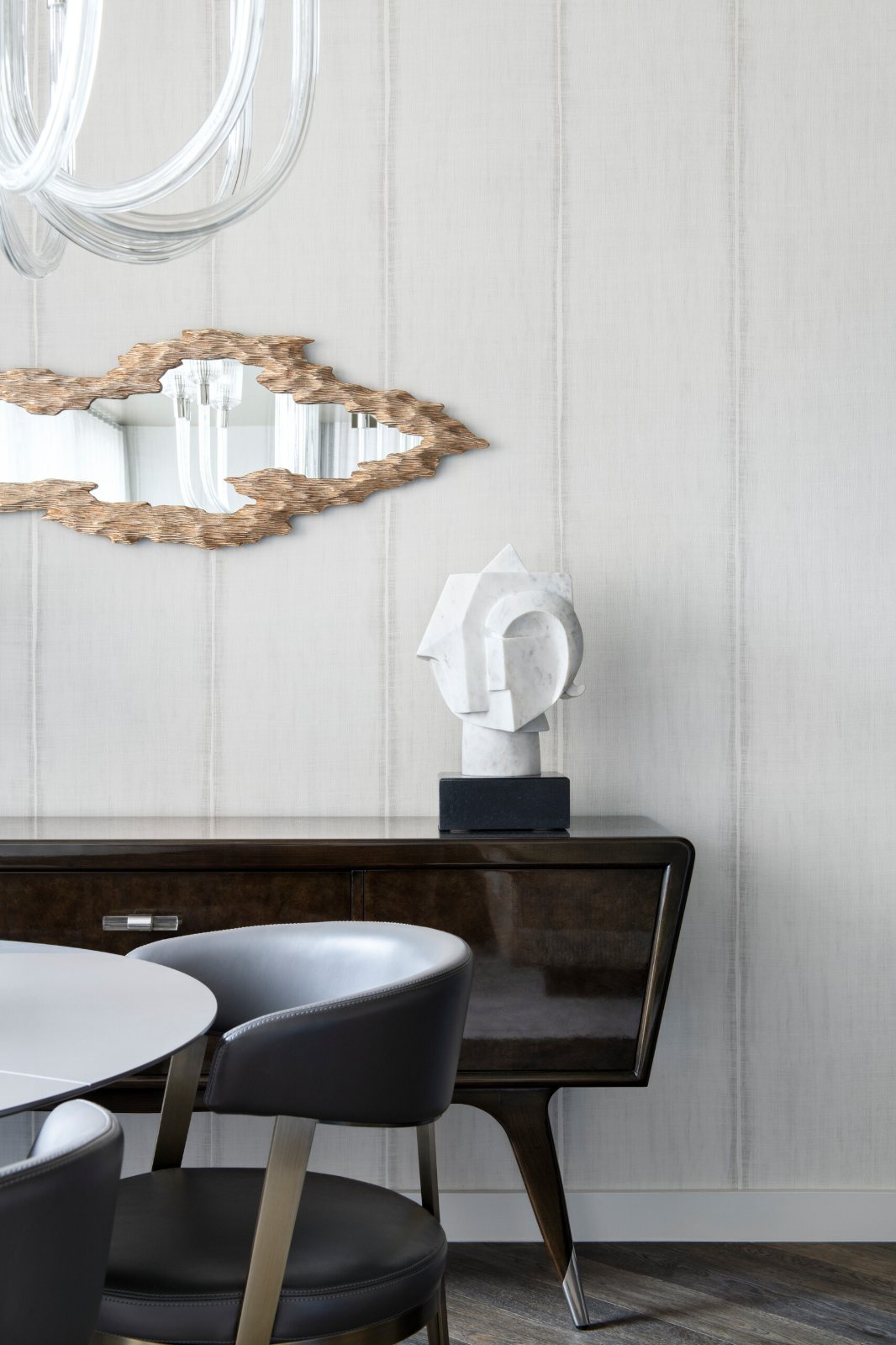 City Pied-à-Terre, dining room detail