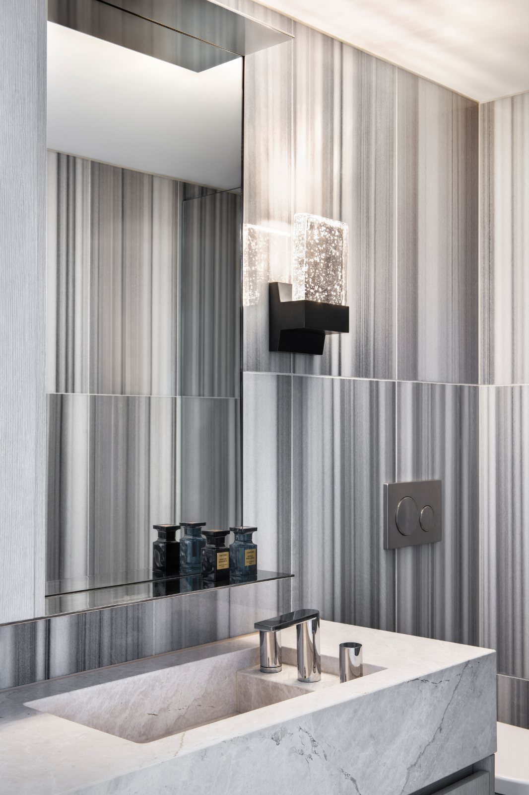 City Pied-à-Terre, bathroom