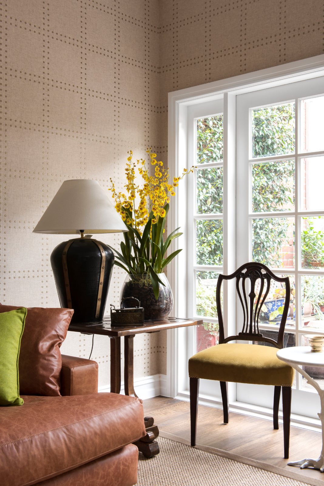 East Melbourne Period, living room