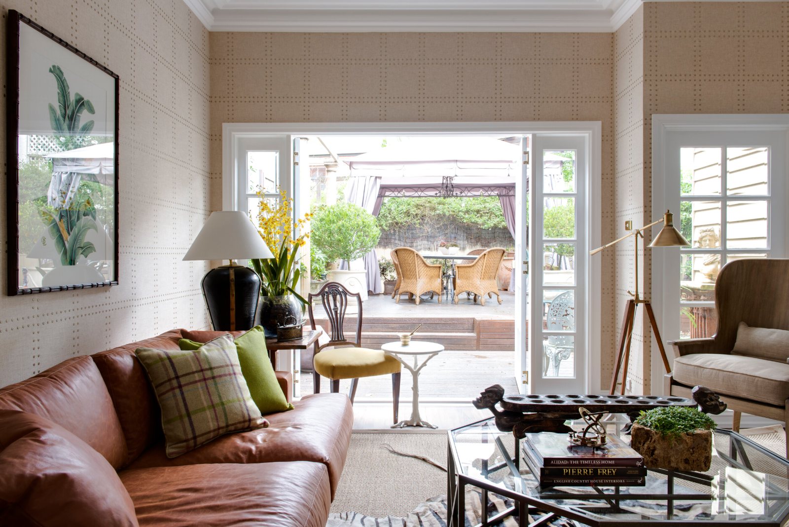East Melbourne Period, living room