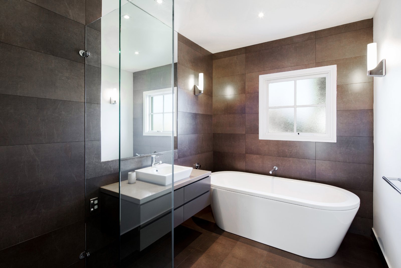 Malvern, bathroom