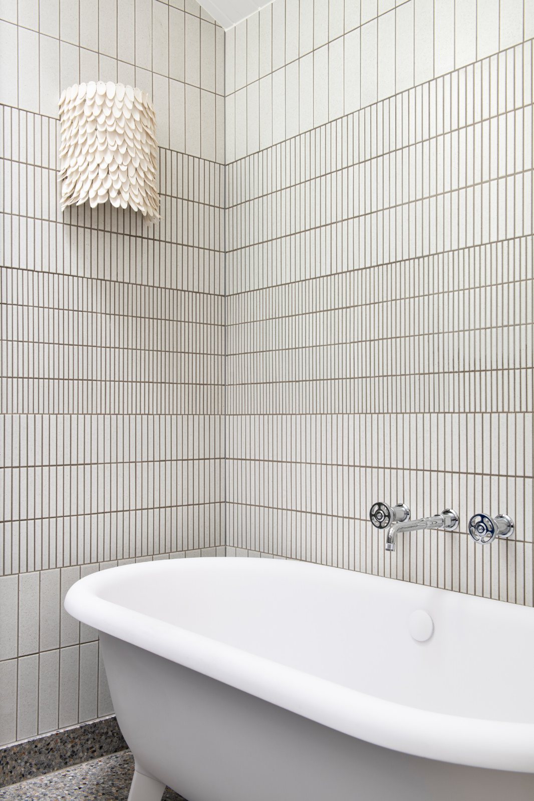 Mornington Beach House, bathroom with freestanding bath