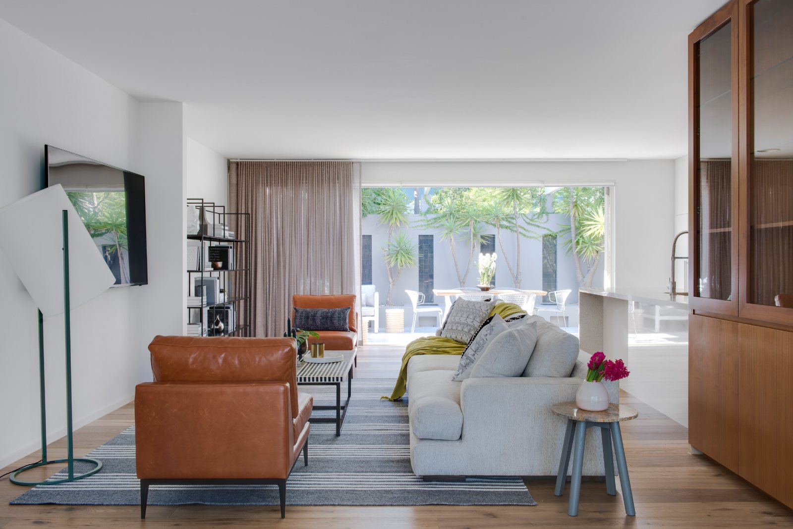 Port Melbourne Beach House, living room